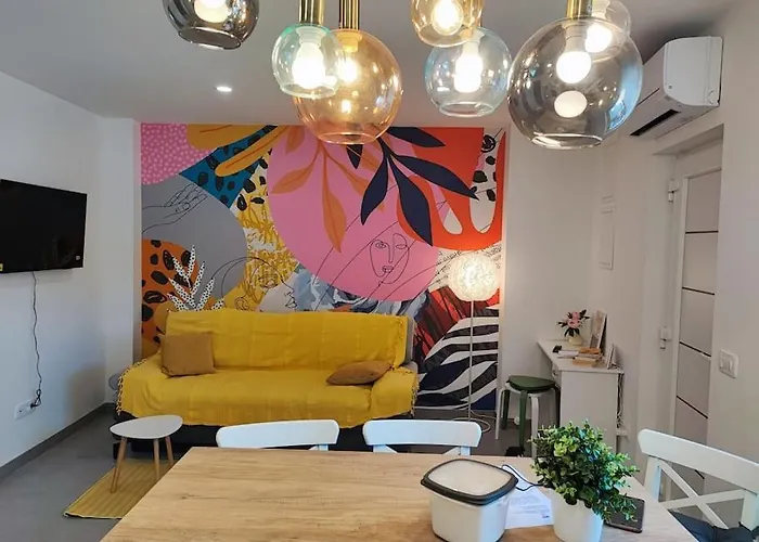 Apartment Mala Lalina *